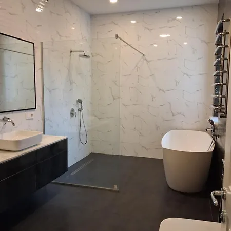 Sauvignon Pearl Villa Odesa
